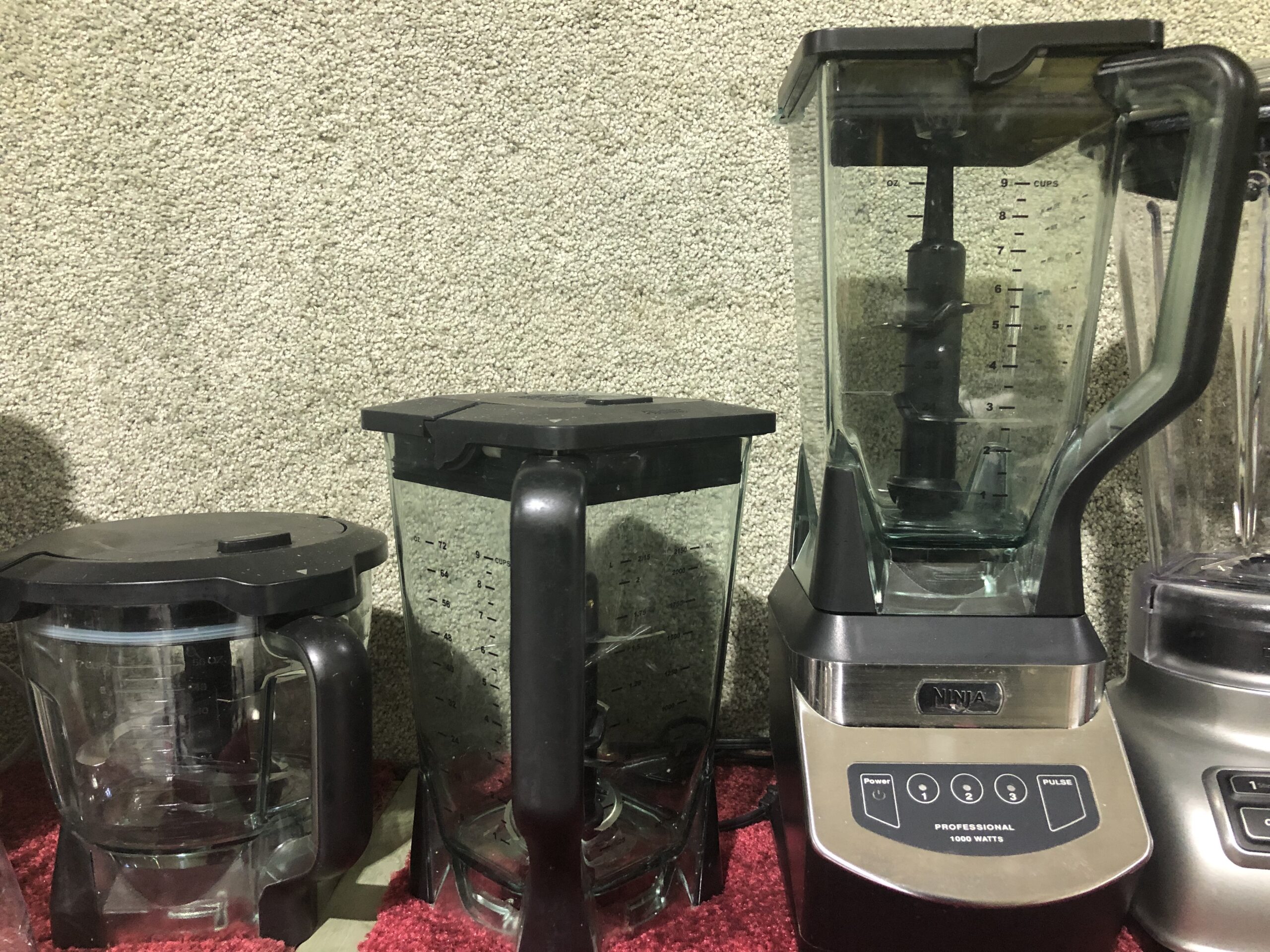 Ninja BL610 Professional 72 Oz Countertop Blender with 1000-Watt Base and  Total Crushing Technology for Smoothies, Ice and Frozen Fruit, Black, 9.5  in L x 7. | Odi's Emporium - New Kensington General Store